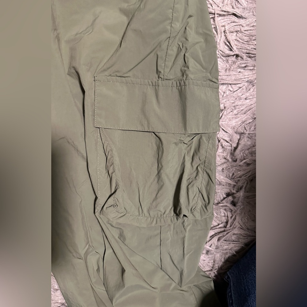 DONNI. Sage Cargo Pants for women - Picture 5 of 6